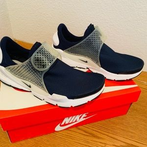 Nike Sock Dart